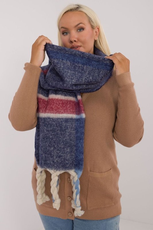 Elegant Women’s Check Winter Scarf - ShalayeFashion