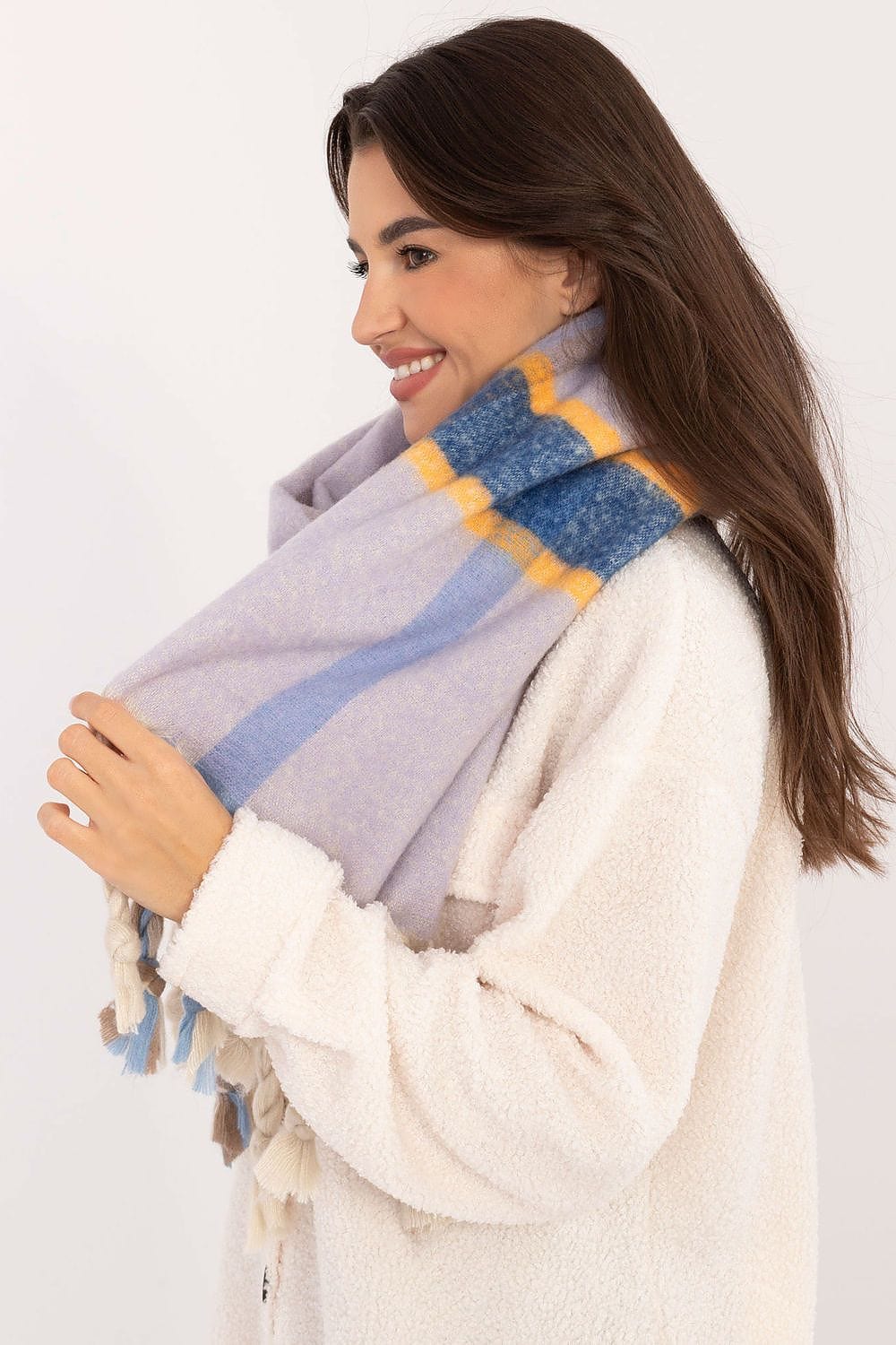 Elegant Women’s Check Winter Scarf - ShalayeFashion