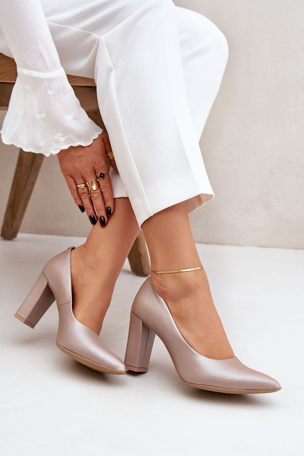 Elegant Women’s Leather Comfort Pumps - ShalayeFashion