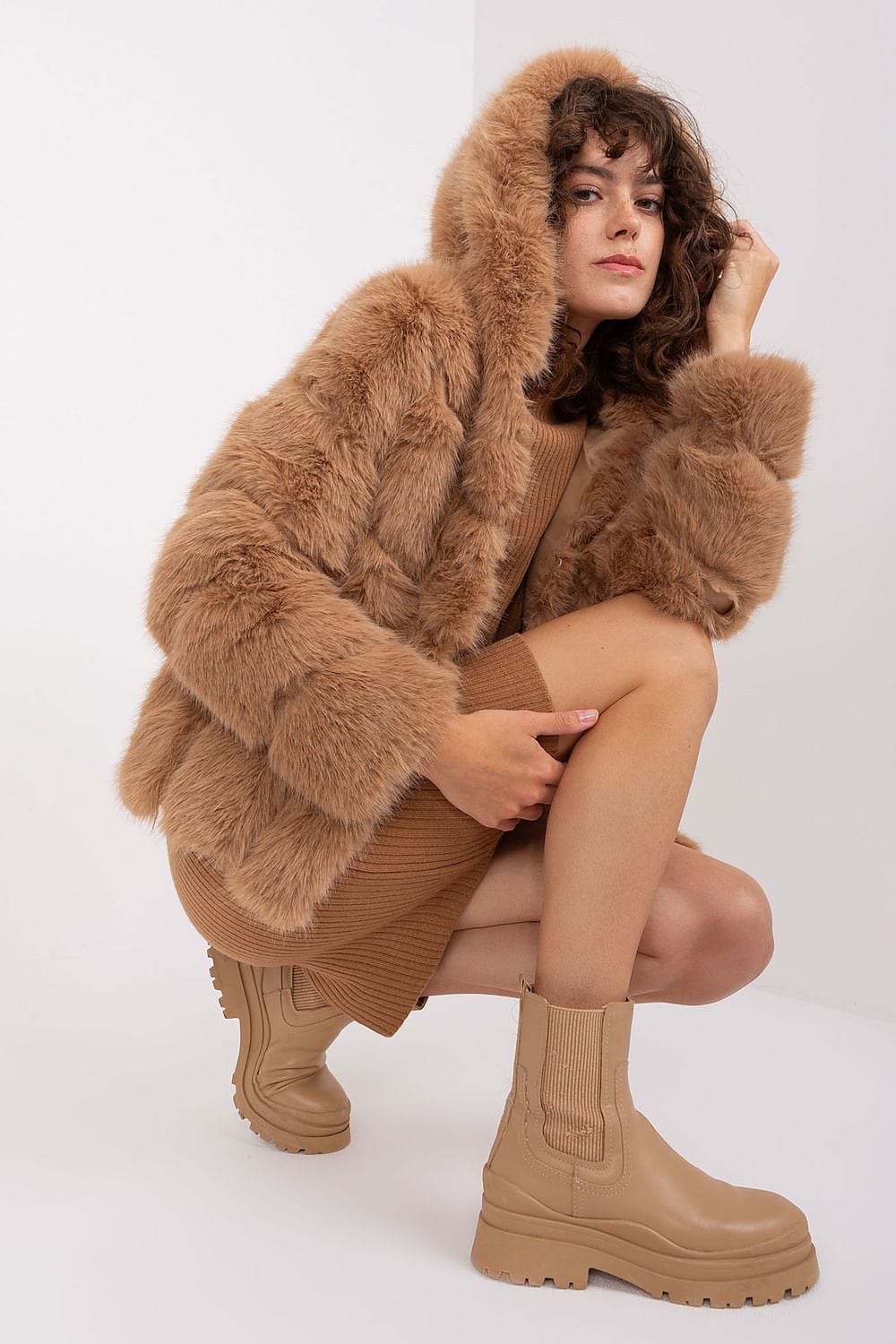 Elegant Women’s Long Sleeve Fur Jacket - ShalayeFashion