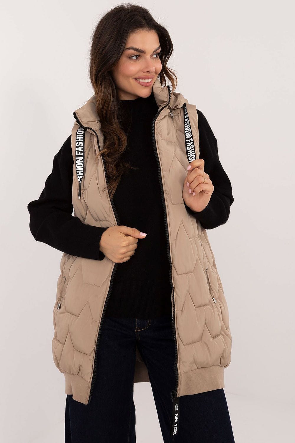 Elegant Women’s Quilted Hooded Vest - ShalayeFashion