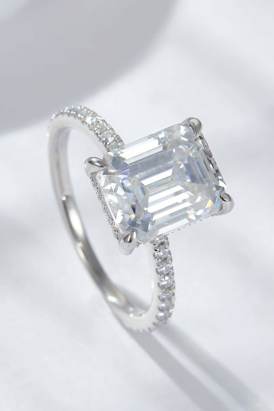 Emerald Cut 4 Carat Moissanite Side Stone Ring - ShalayeFashion