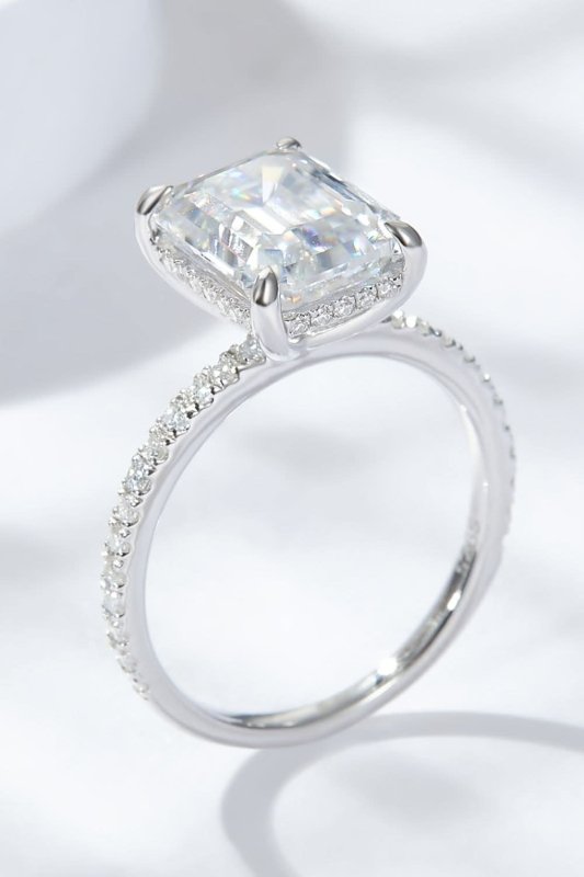 Emerald Cut 4 Carat Moissanite Side Stone Ring - ShalayeFashion