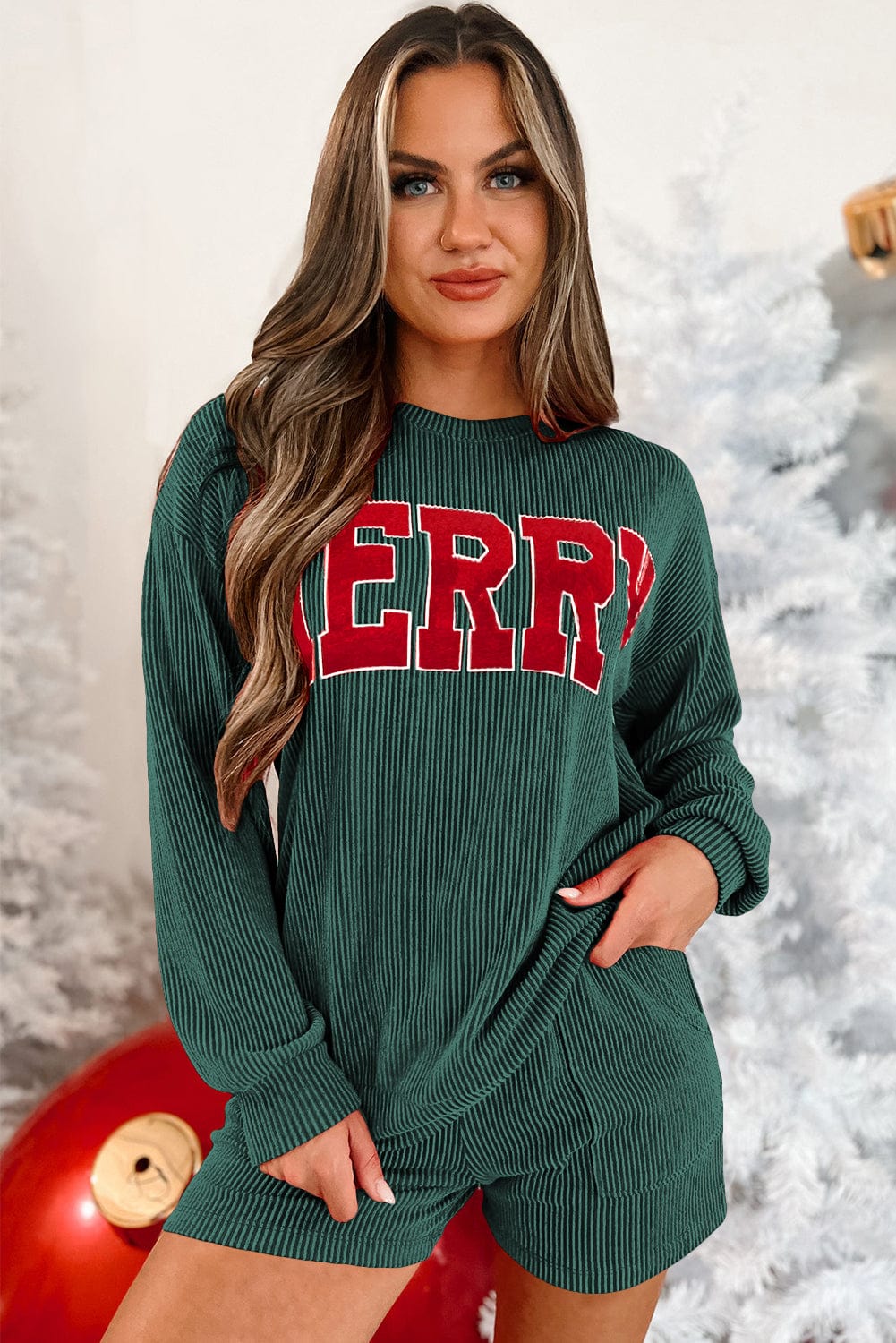 Evergreen MERRY Top & Shorts Set - ShalayeFashion