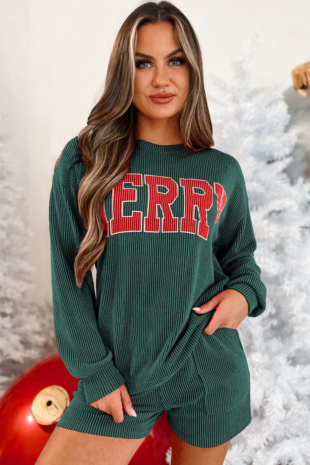 Evergreen MERRY Top & Shorts Set - ShalayeFashion