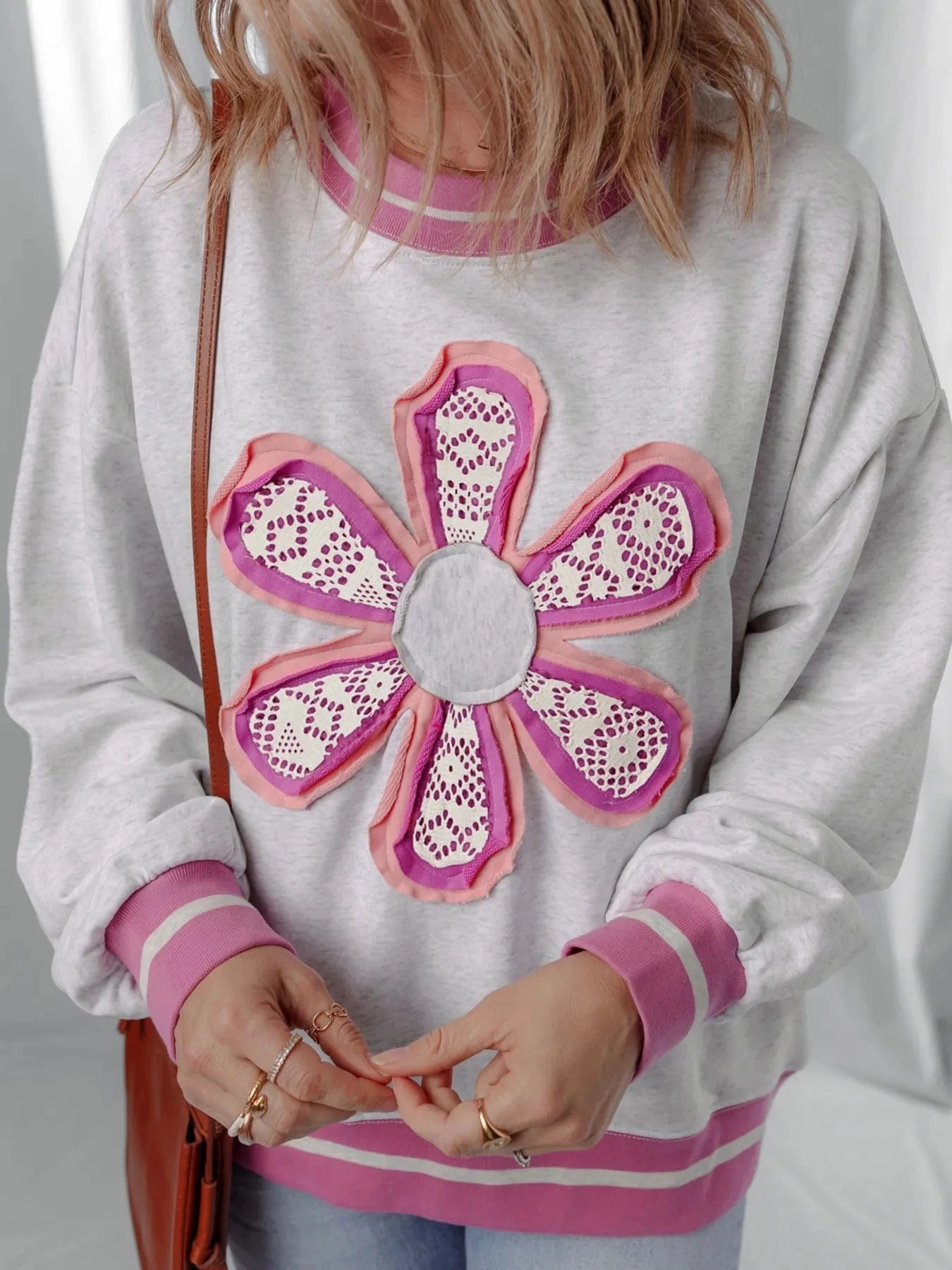 Flower Patch Contrast Trim Crew Neck Sweatshirt - ShalayeFashion