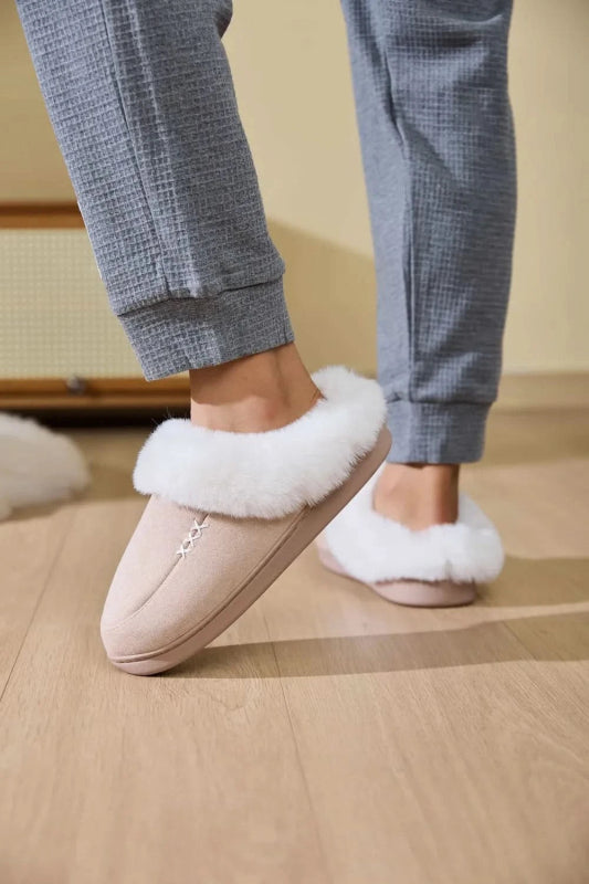Fluff Trim Round Toe Flat Slippers - ShalayeFashion