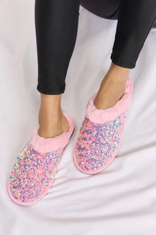 Forever Link Sequin Plush Round Toe Slippers - ShalayeFashion