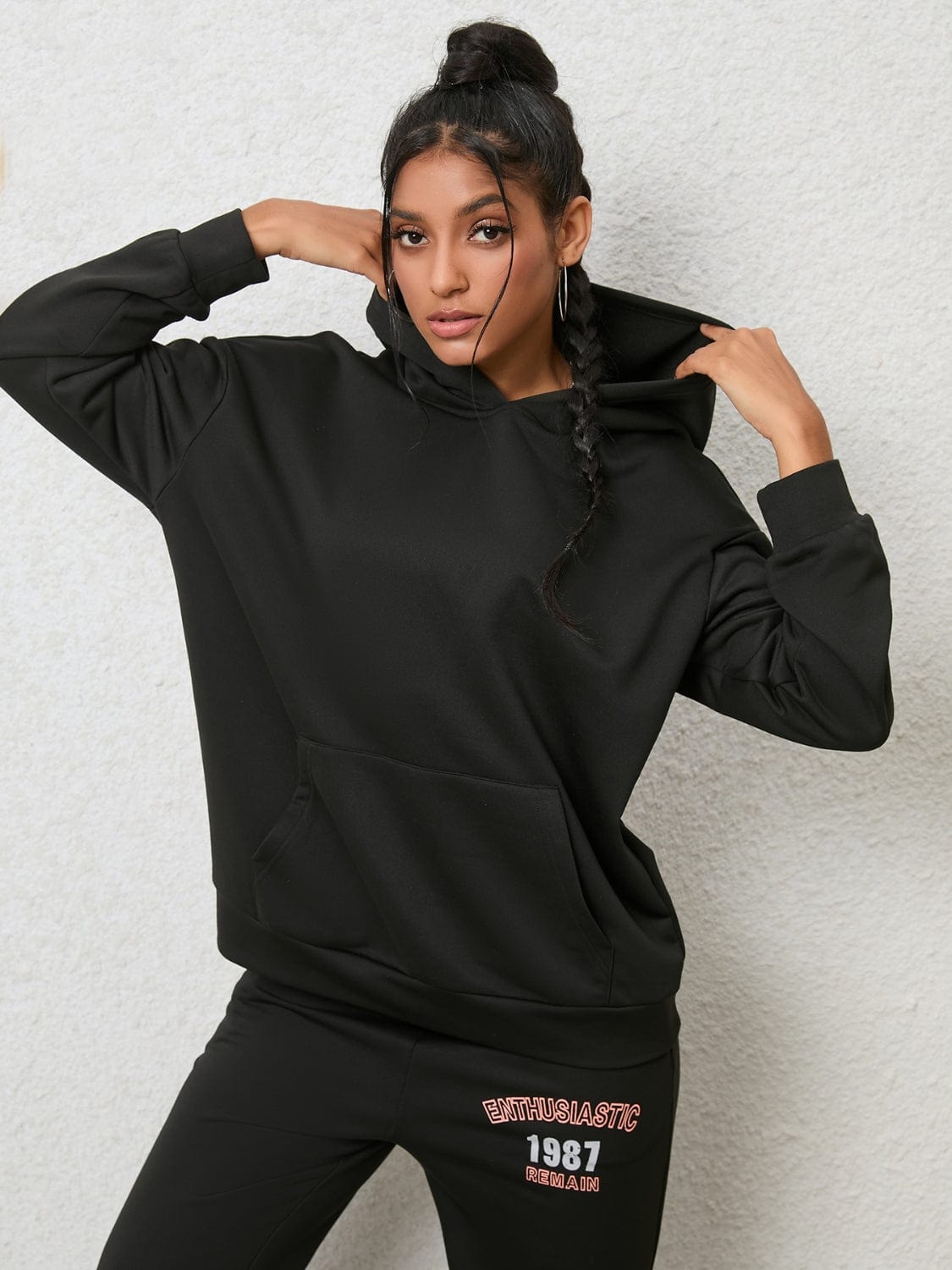 Graphic Hoodie and Sweatpants Set - ShalayeFashion