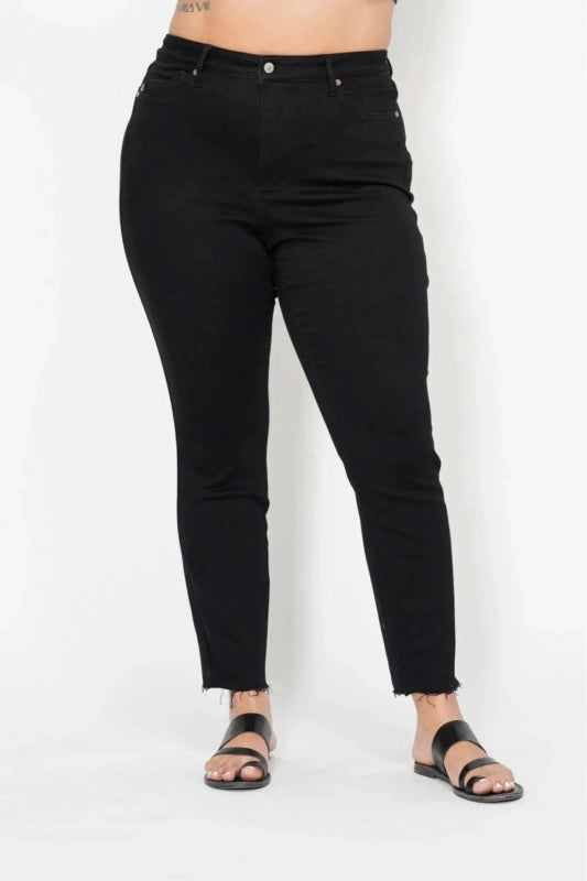 Judy Blue Full Size High Waisted Tummy Control Shield Pockets Skinny Jeans Plus Size - ShalayeFashion