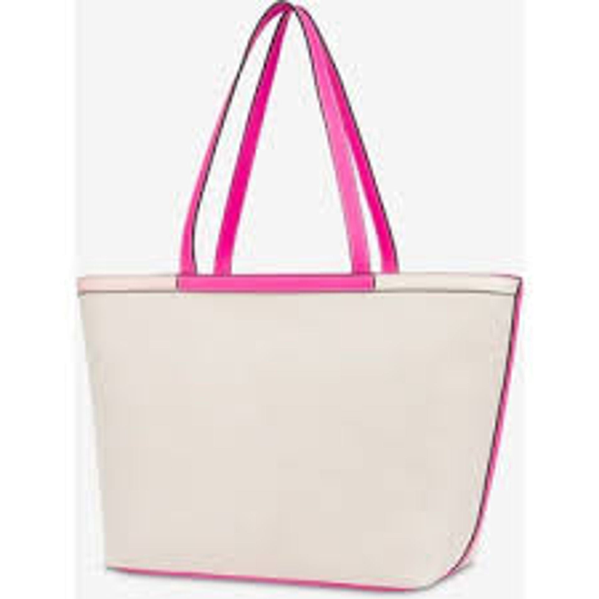 Love Moschino Chic Shoulder Bag - ShalayeFashion