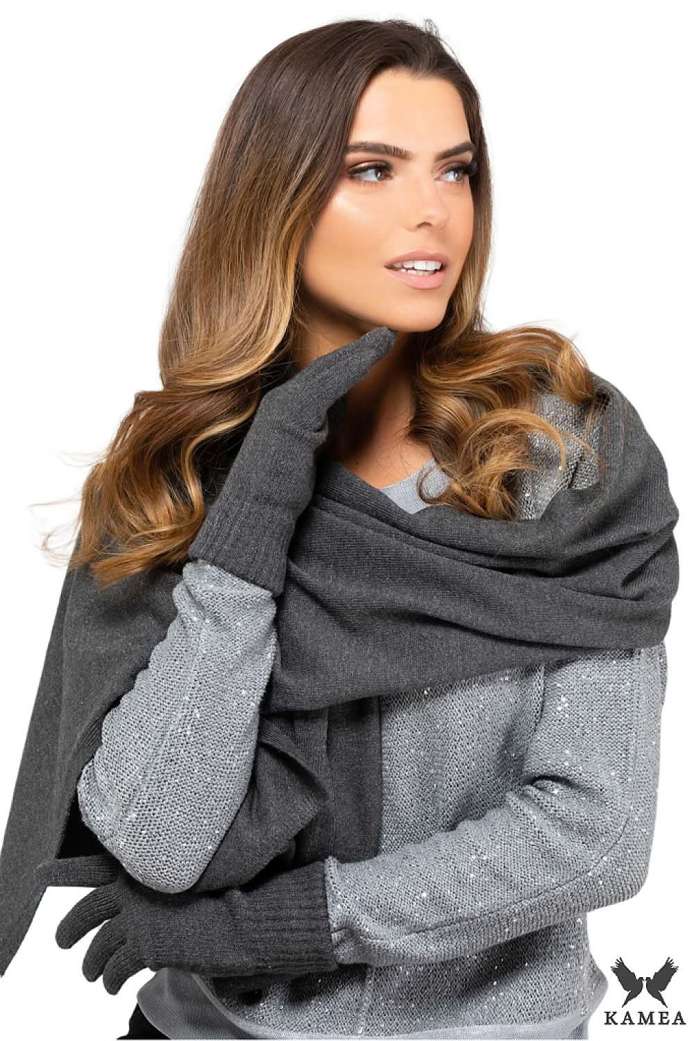 Luxurious Women’s Knit Winter Scarf - ShalayeFashion