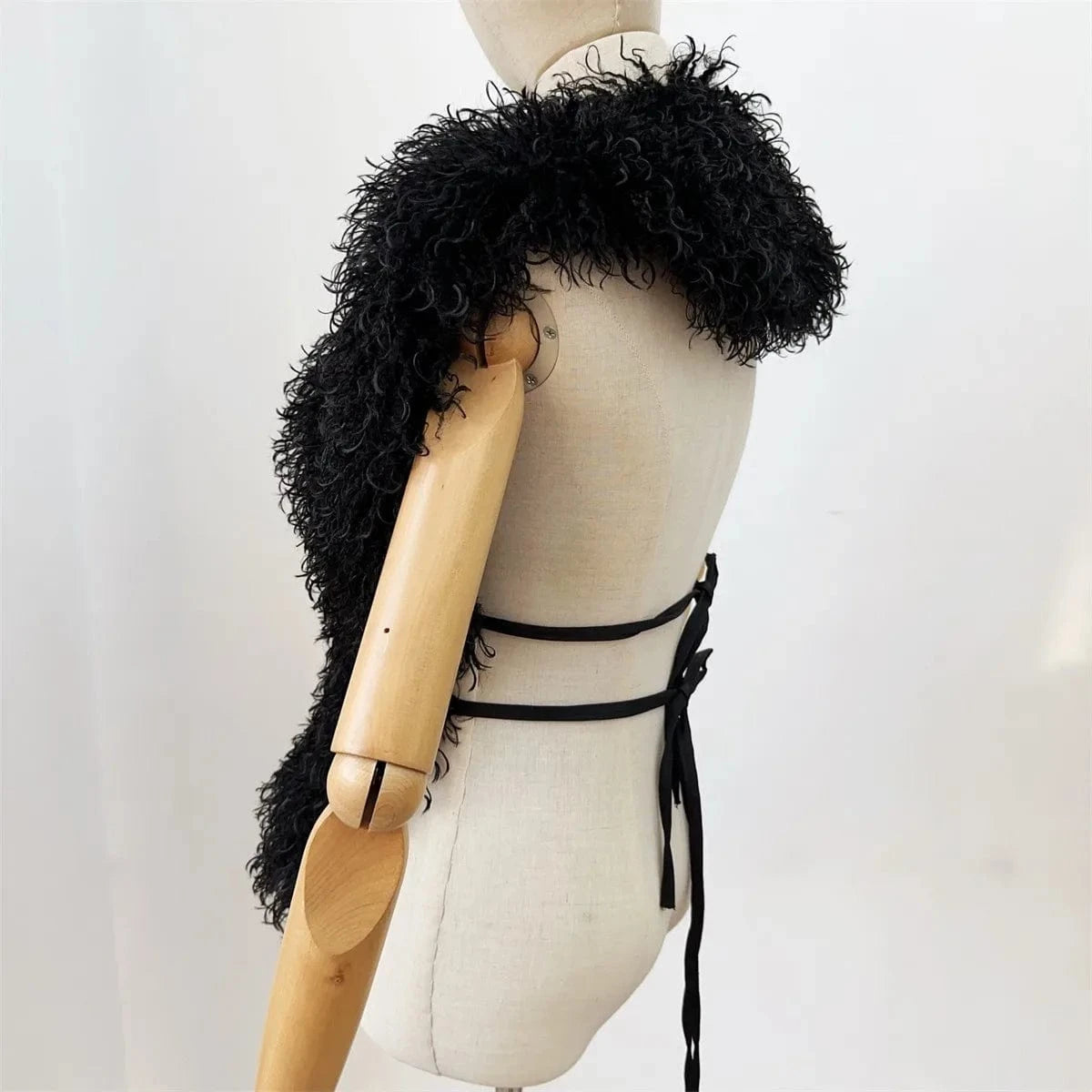 Luxury Faux Fur Halter Vest Women - ShalayeFashion