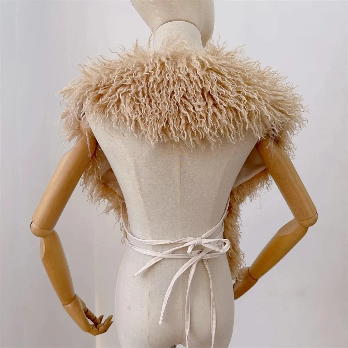 Luxury Faux Fur Halter Vest Women - ShalayeFashion