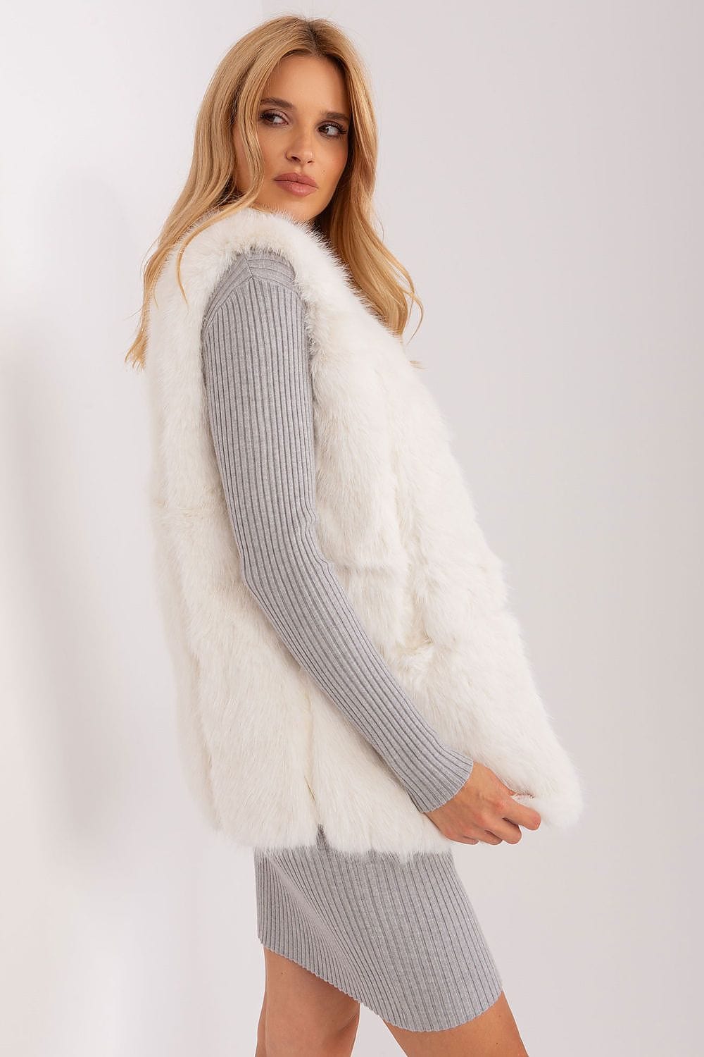 Luxury Women’s Casual Long Fur Vest - ShalayeFashion