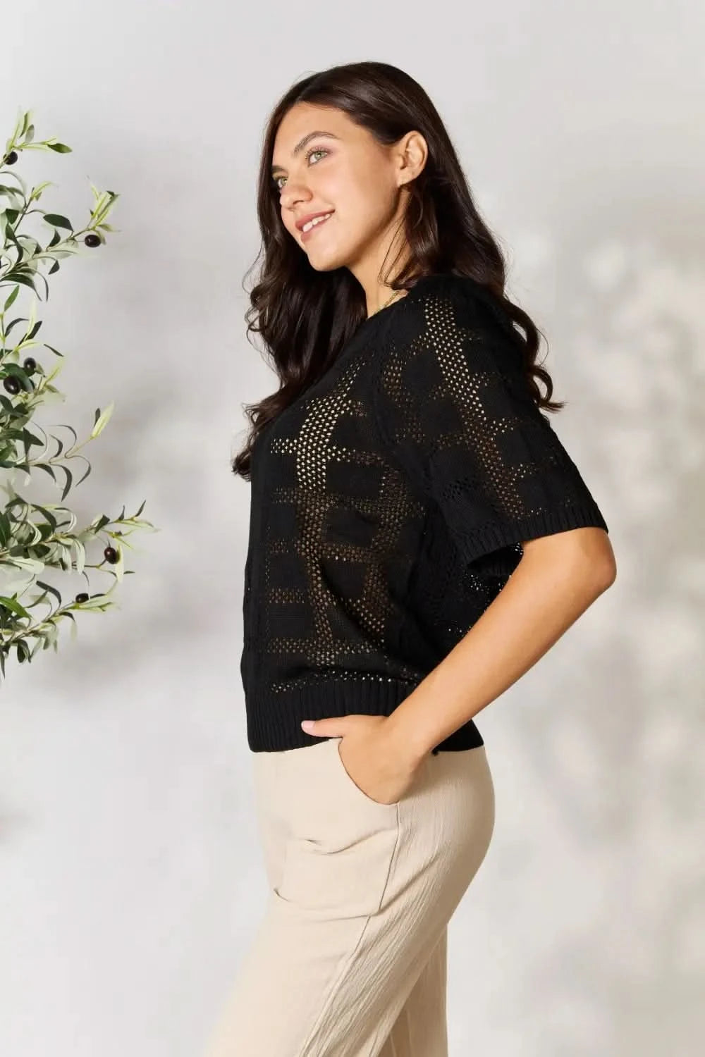 Mandy Ribbed Trim Round Neck Knit Top - ShalayeFashion