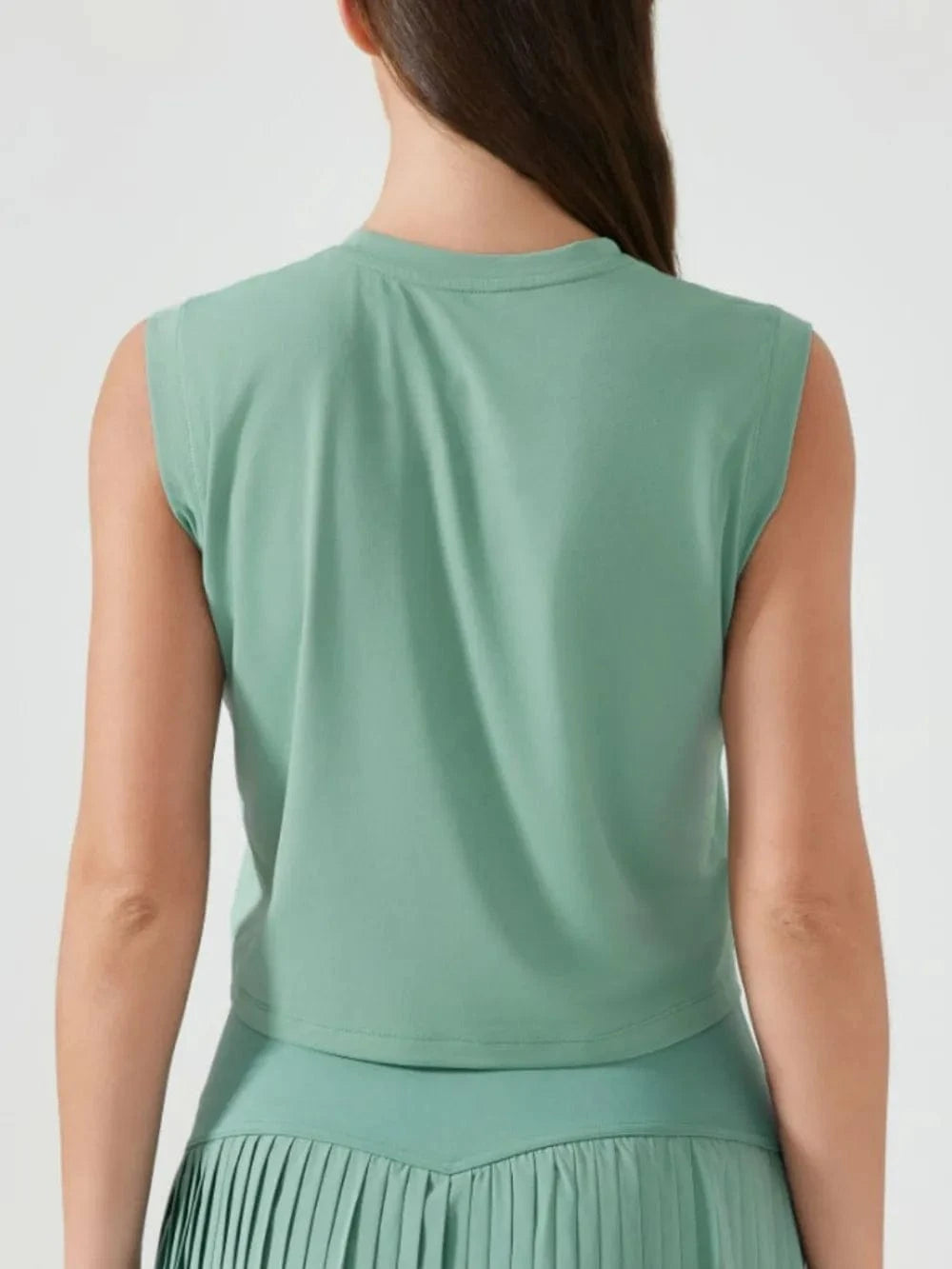 Millennia Round Neck Cropped Active Tank - ShalayeFashion