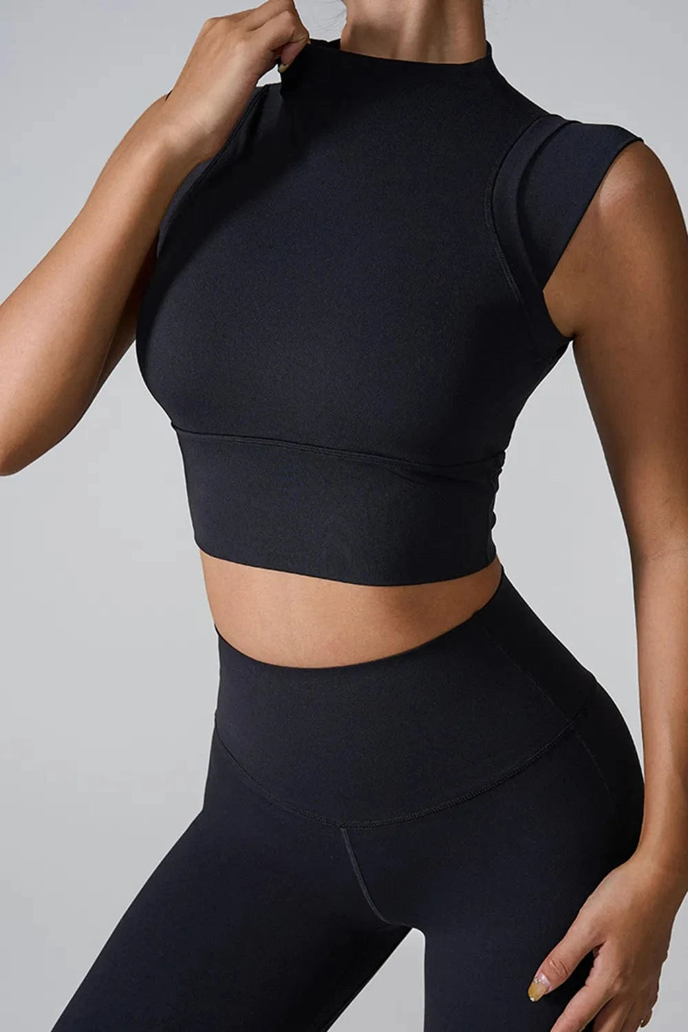 Mock Neck Active Tank - ShalayeFashion