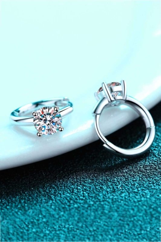 Moissanite Huggie Earrings - ShalayeFashion