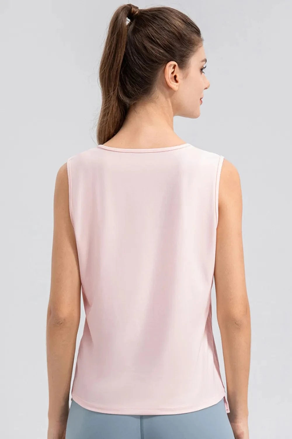 Notched Wide Strap Active Tank - ShalayeFashion