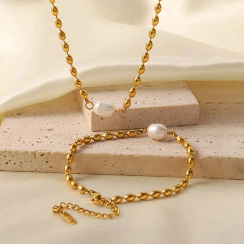 Pearl and Gold Chain Jewelry Set with Necklace and Bracelet - ShalayeFashion