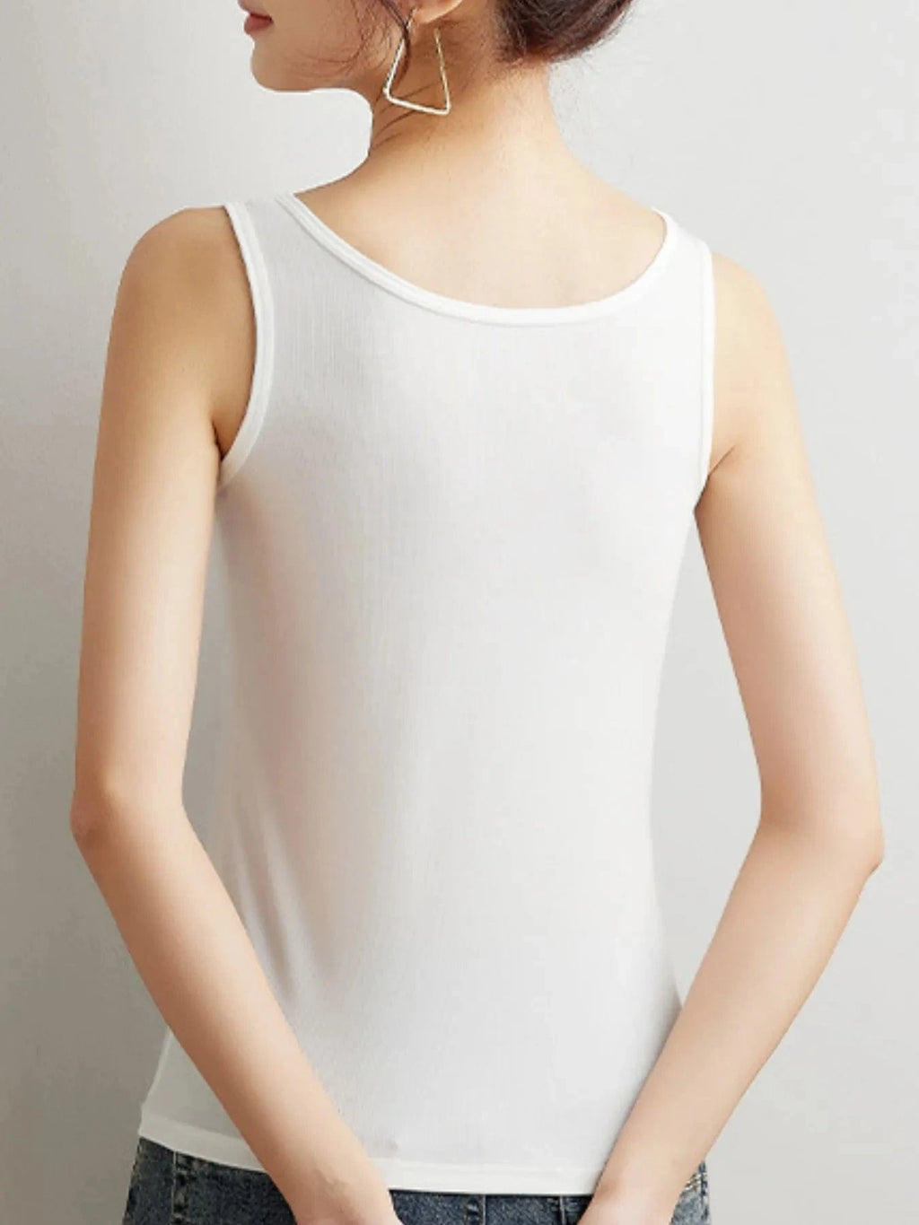 Plus Size Ribbed Scoop Neck Tank Top - ShalayeFashion