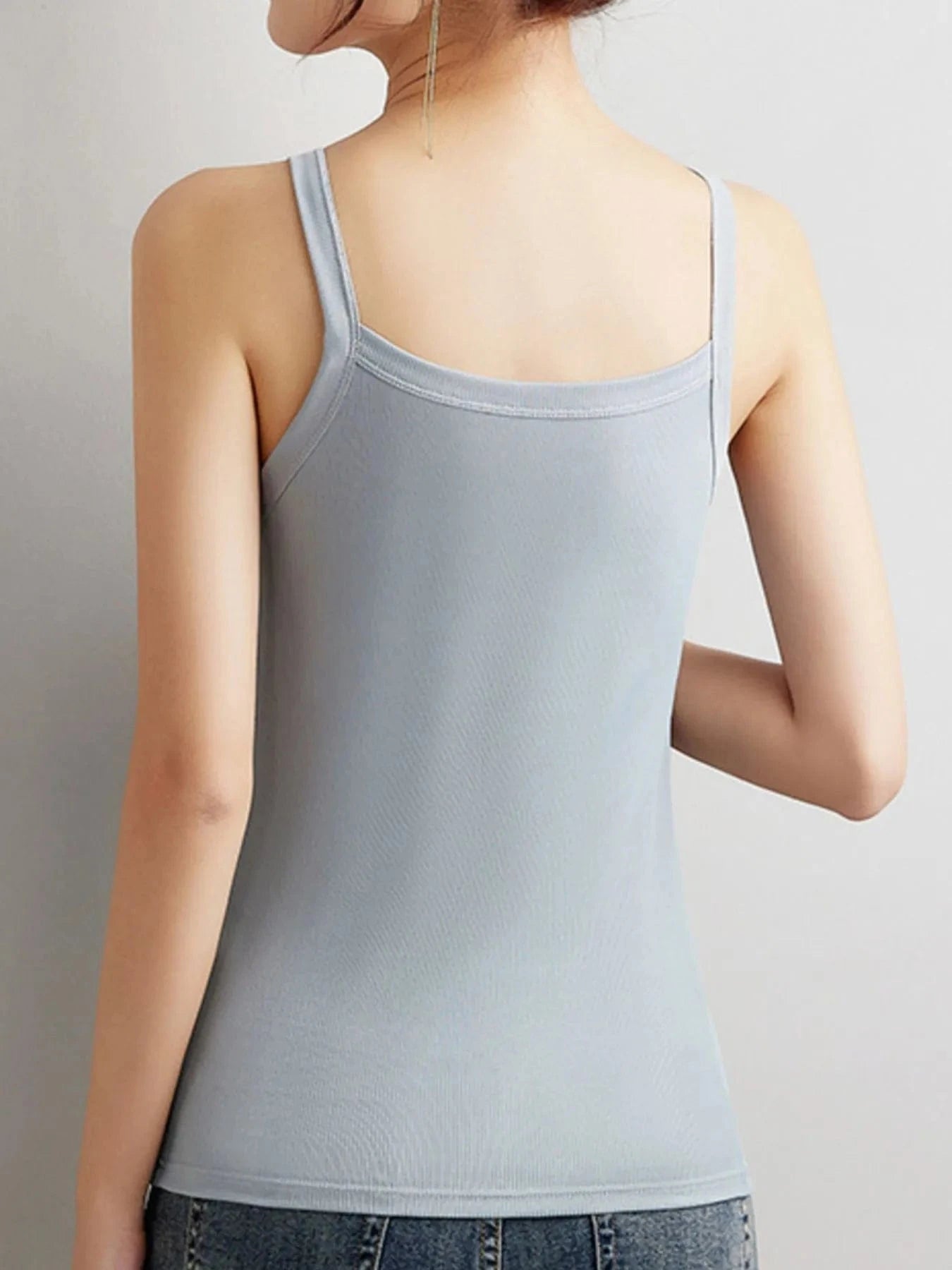 Plus Size Scoop Neck Tank Top - ShalayeFashion
