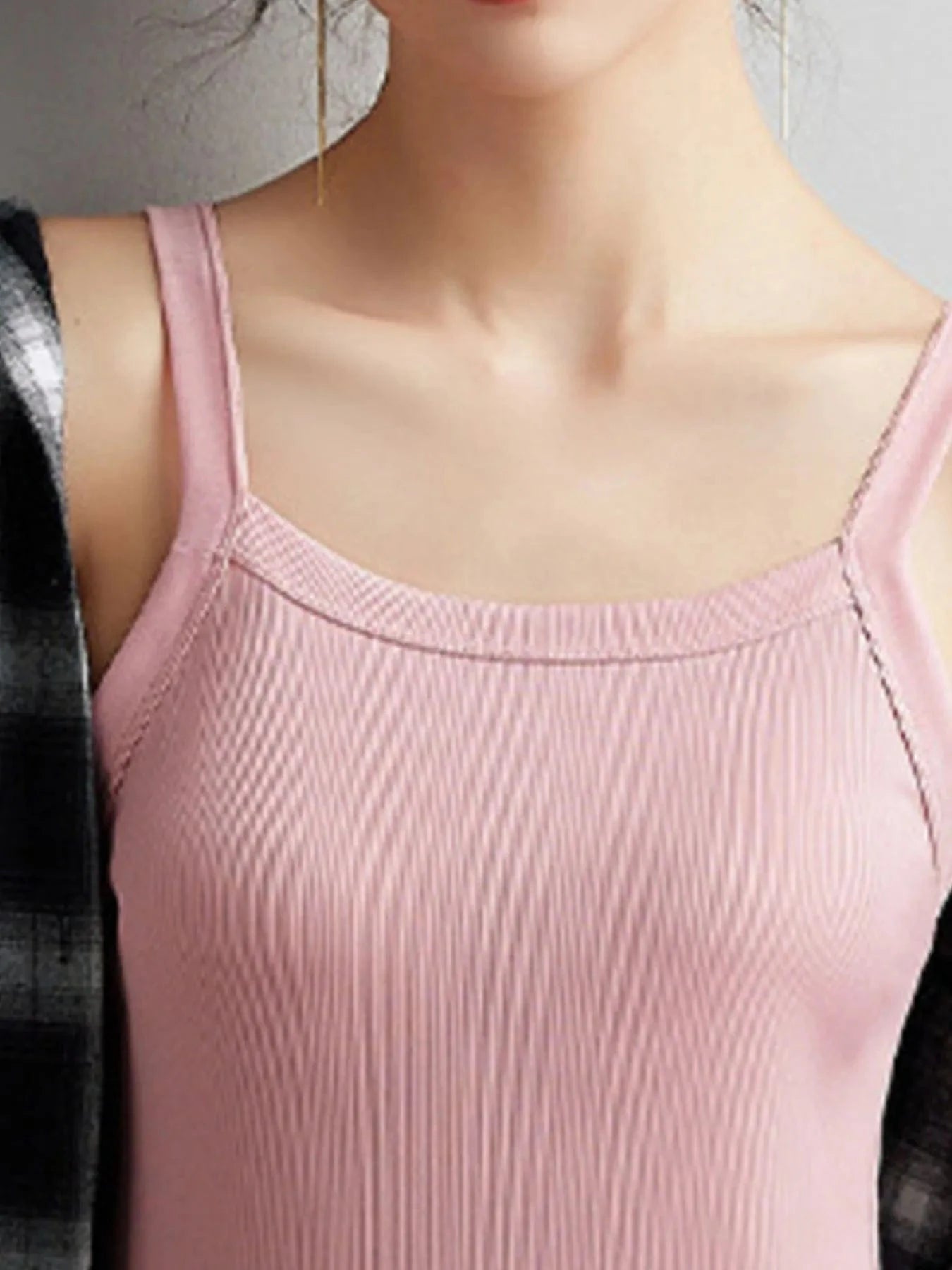 Plus Size Scoop Neck Tank Top - ShalayeFashion