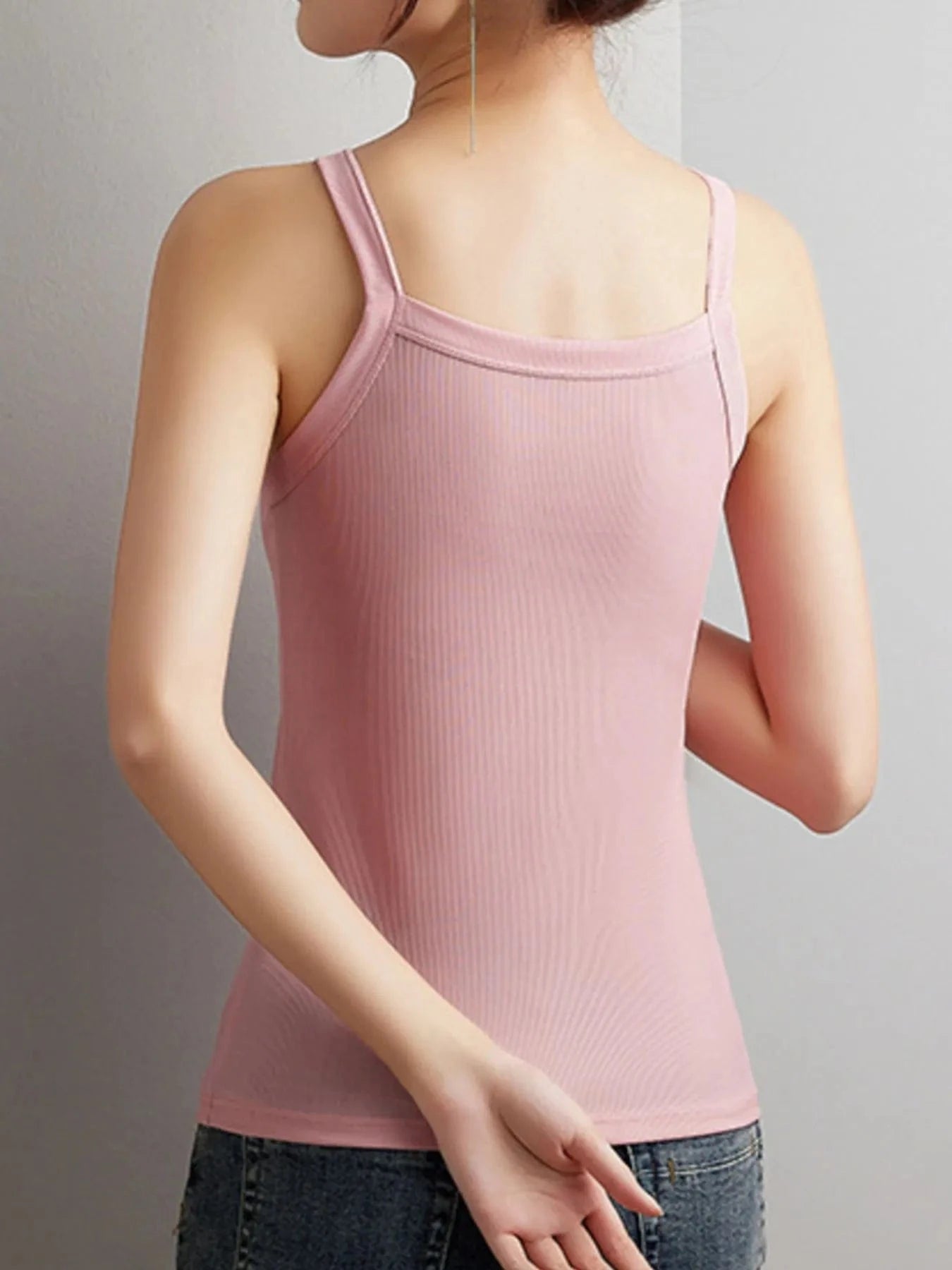 Plus Size Scoop Neck Tank Top - ShalayeFashion