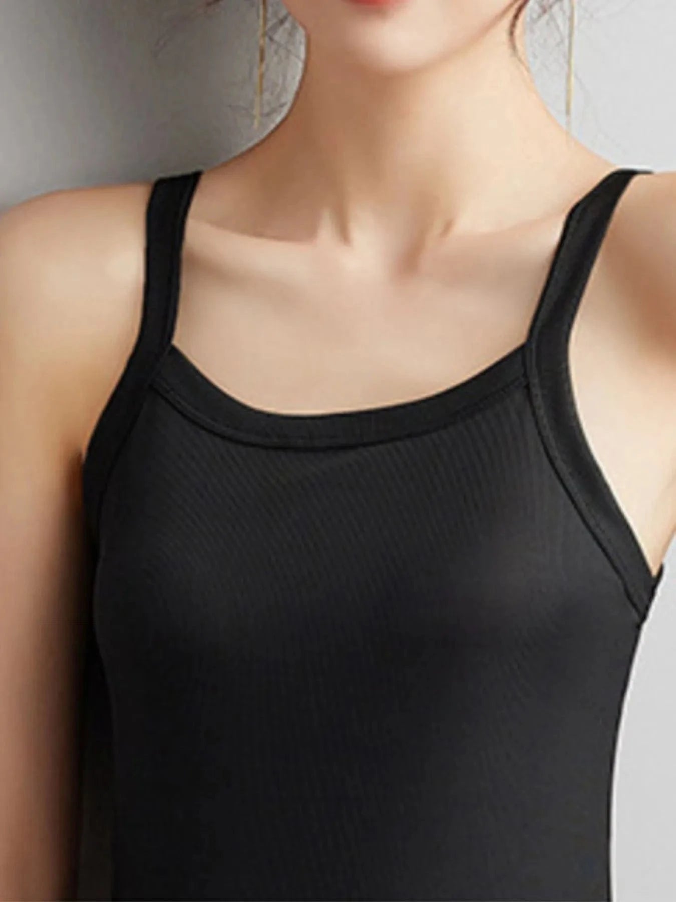Plus Size Scoop Neck Tank Top - ShalayeFashion