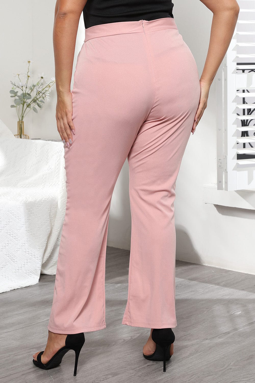 Plus Size Seamed Detail Plain Pants - ShalayeFashion