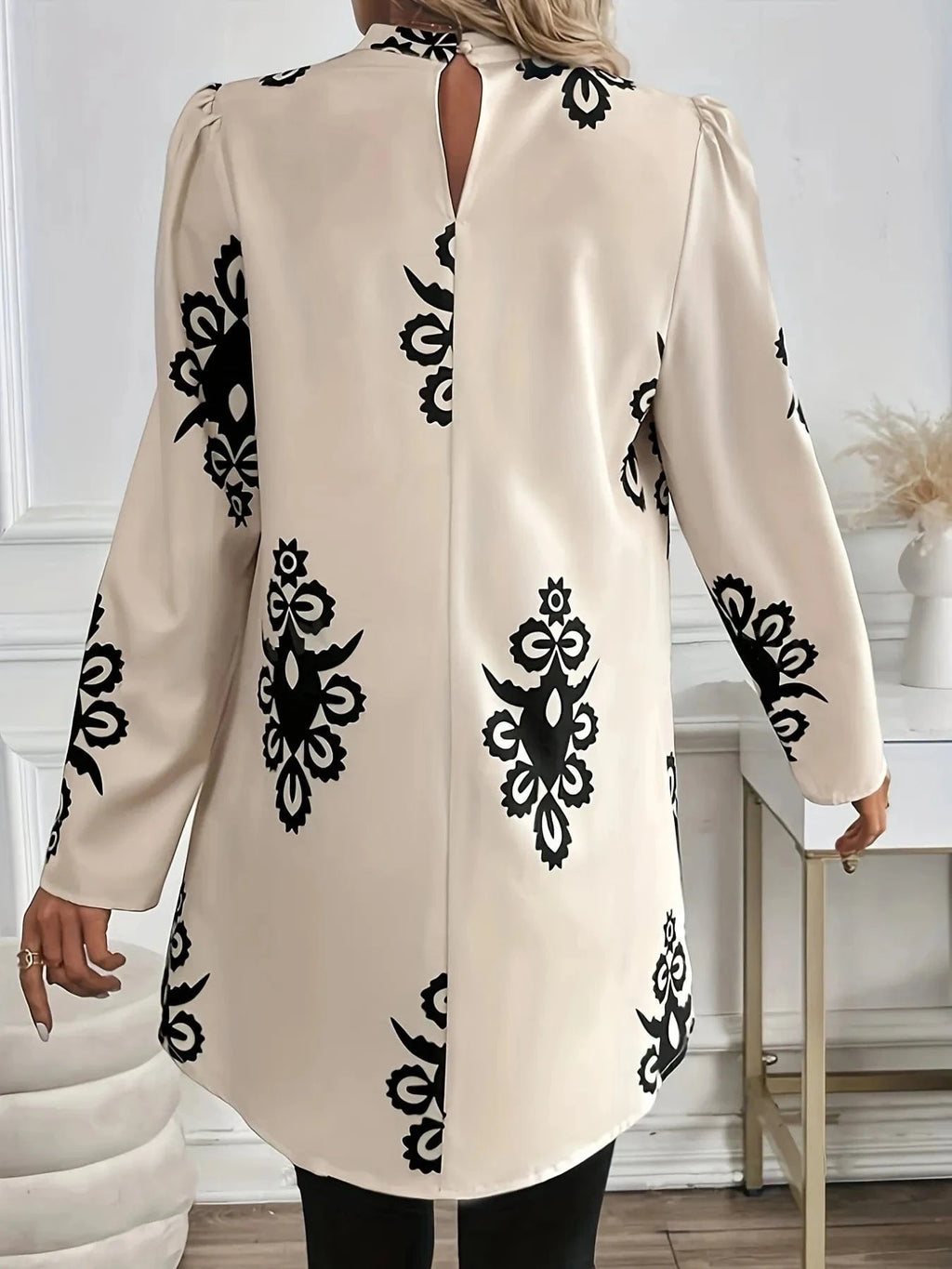 Printed Long Sleeve Oversize Blouse - ShalayeFashion