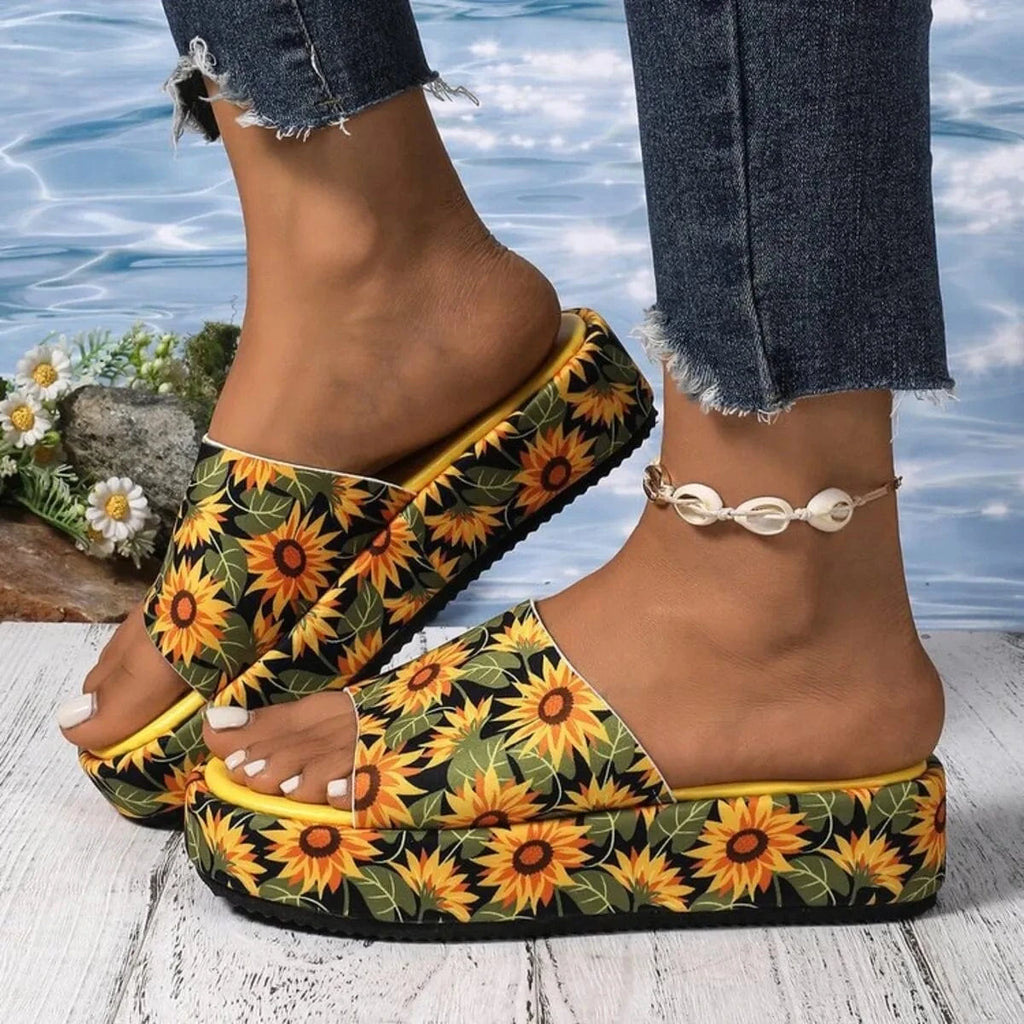 Printed Open Toe Platform Sandals - ShalayeFashion