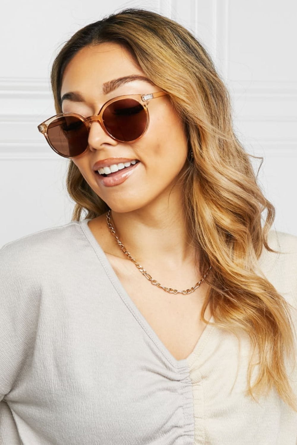 Round Full Rim Polycarbonate Frame Sunglasses - ShalayeFashion