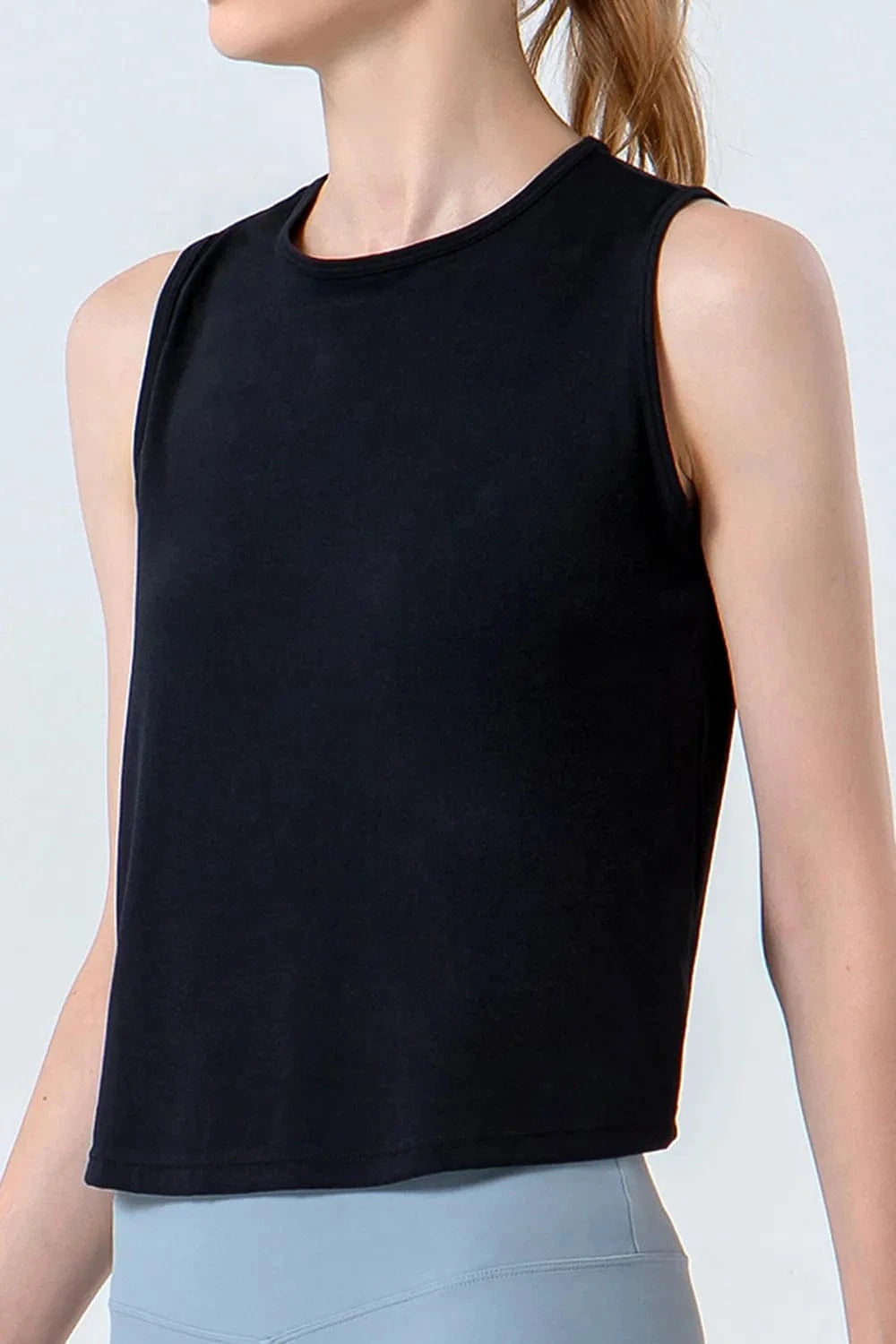 Round Neck Active Tank - ShalayeFashion