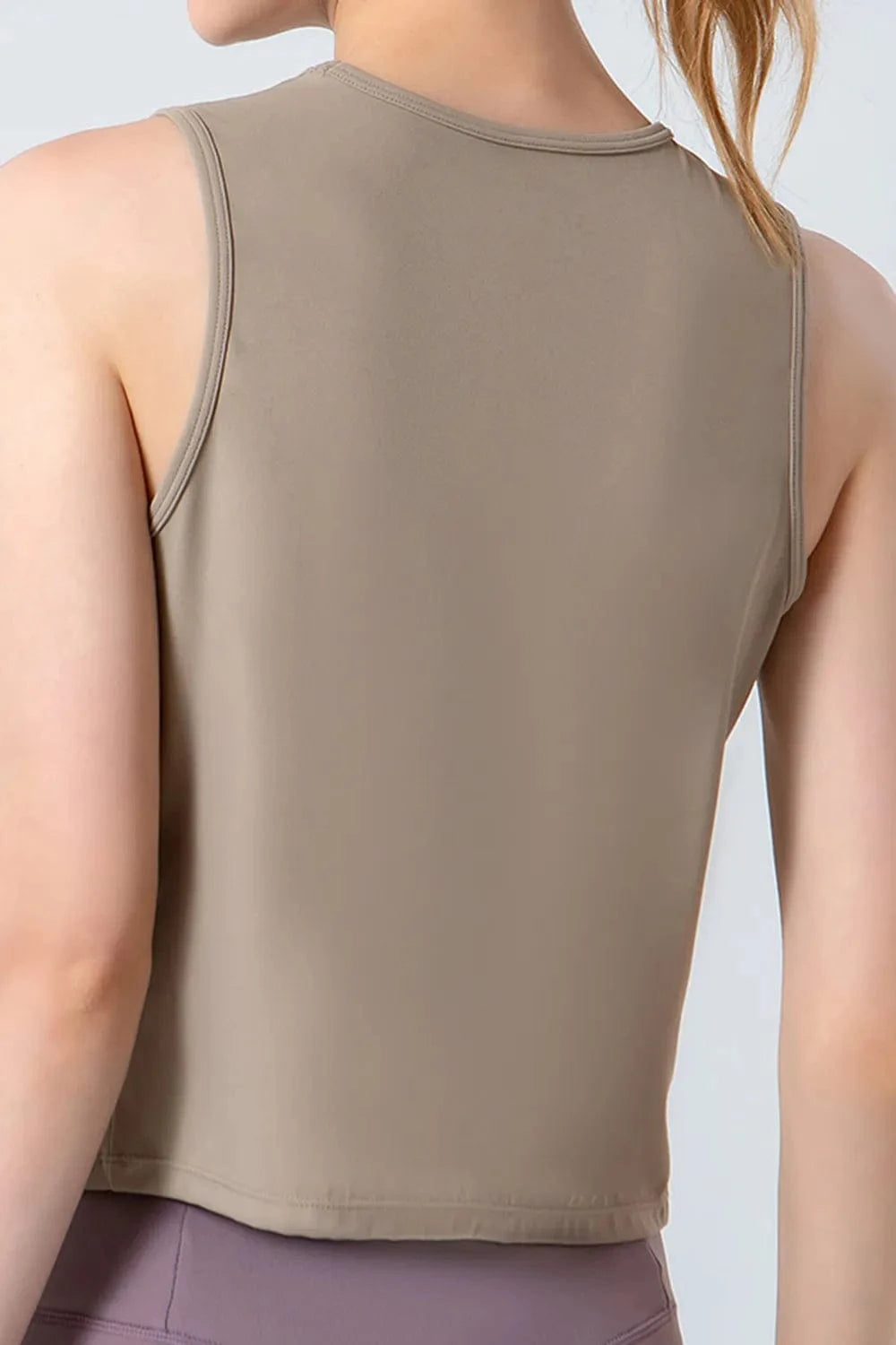 Round Neck Active Tank - ShalayeFashion