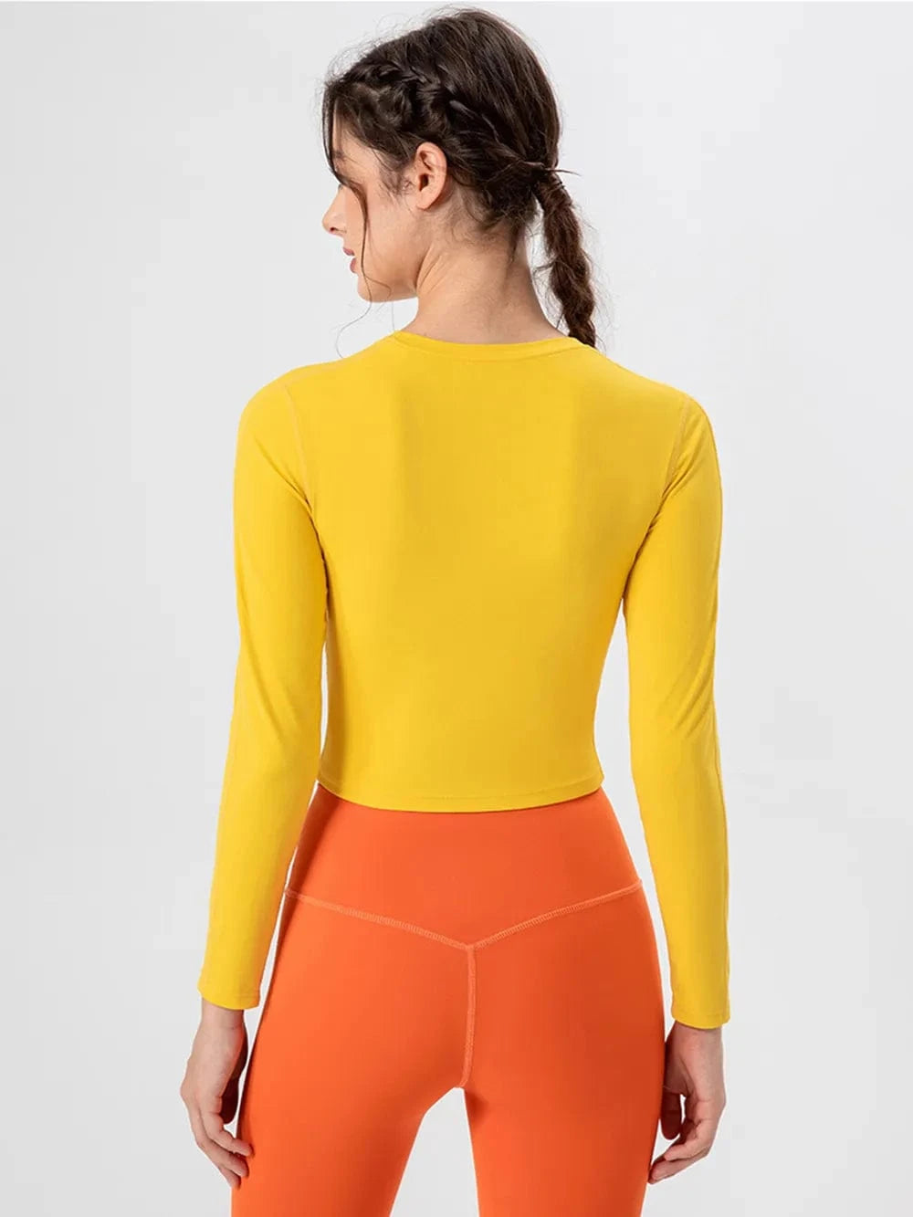 Round Neck Long Sleeve Active T-Shirt - ShalayeFashion