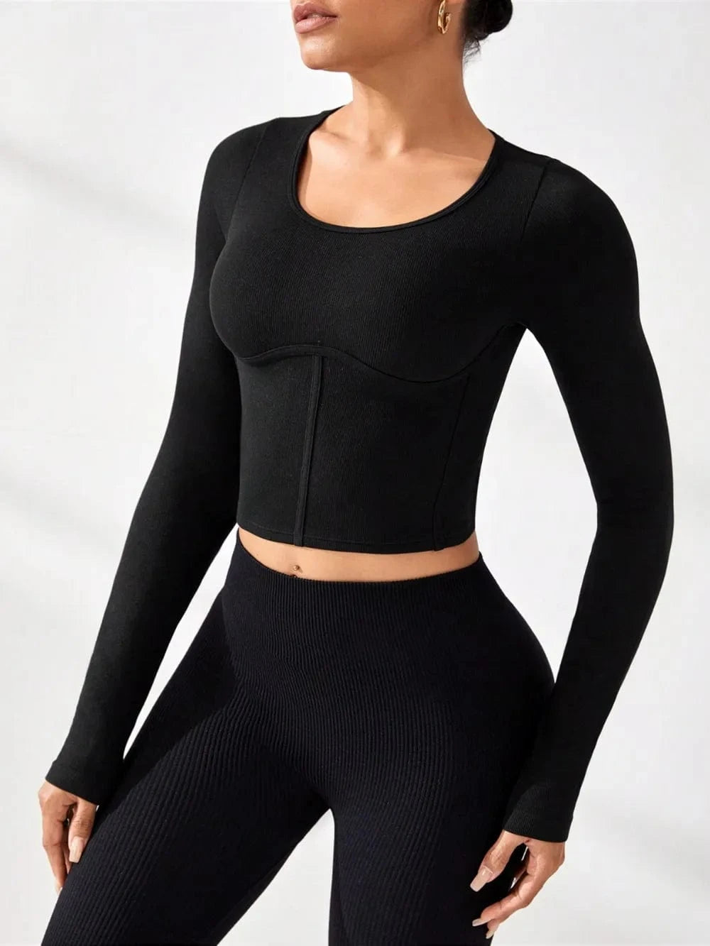 Round Neck Long Sleeve Active T-Shirt - ShalayeFashion