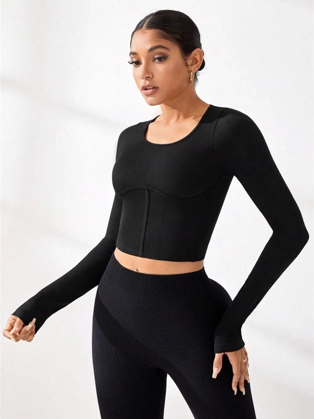 Round Neck Long Sleeve Active T-Shirt - ShalayeFashion