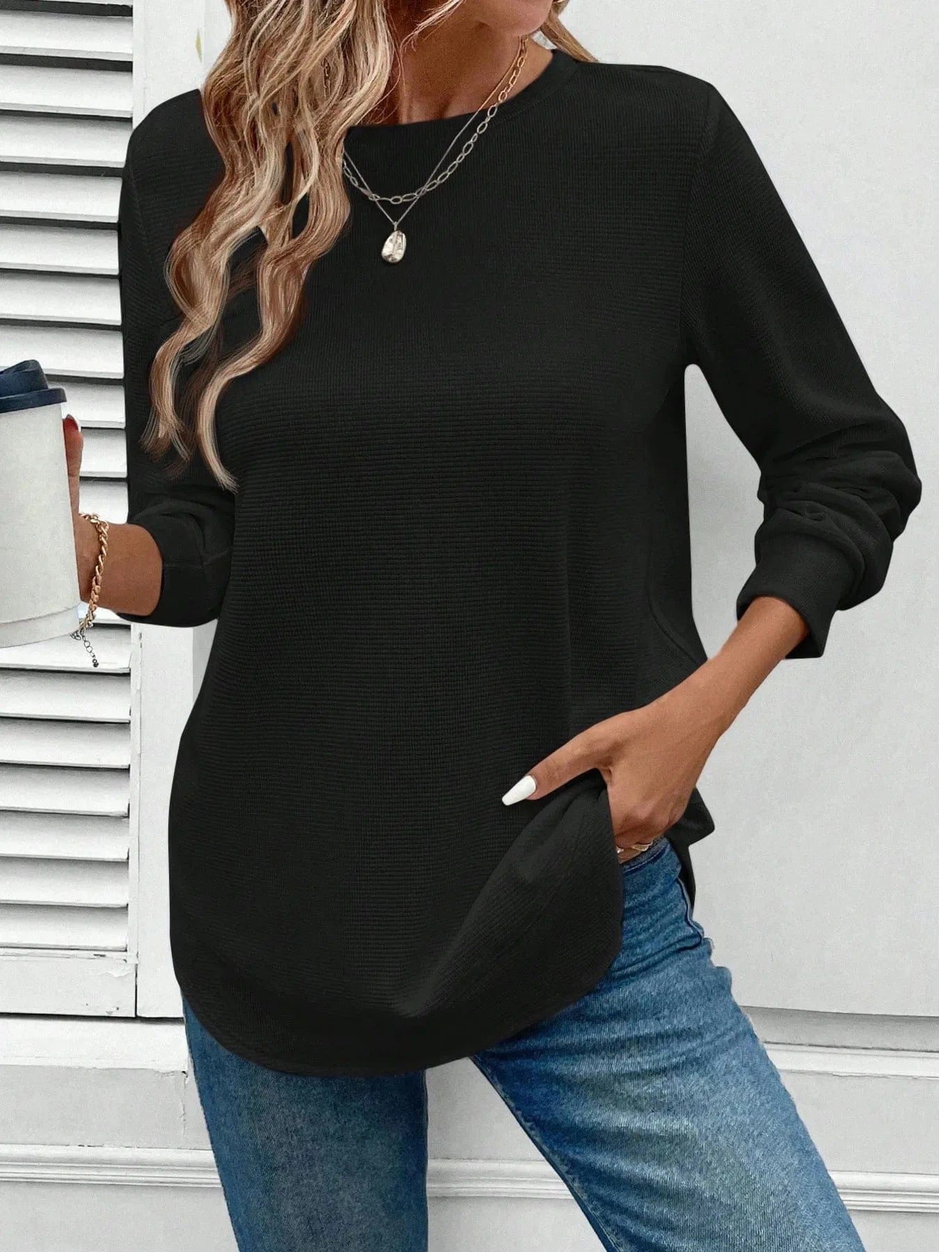 Round Neck Long Sleeve Casual Sweatshirt - ShalayeFashion