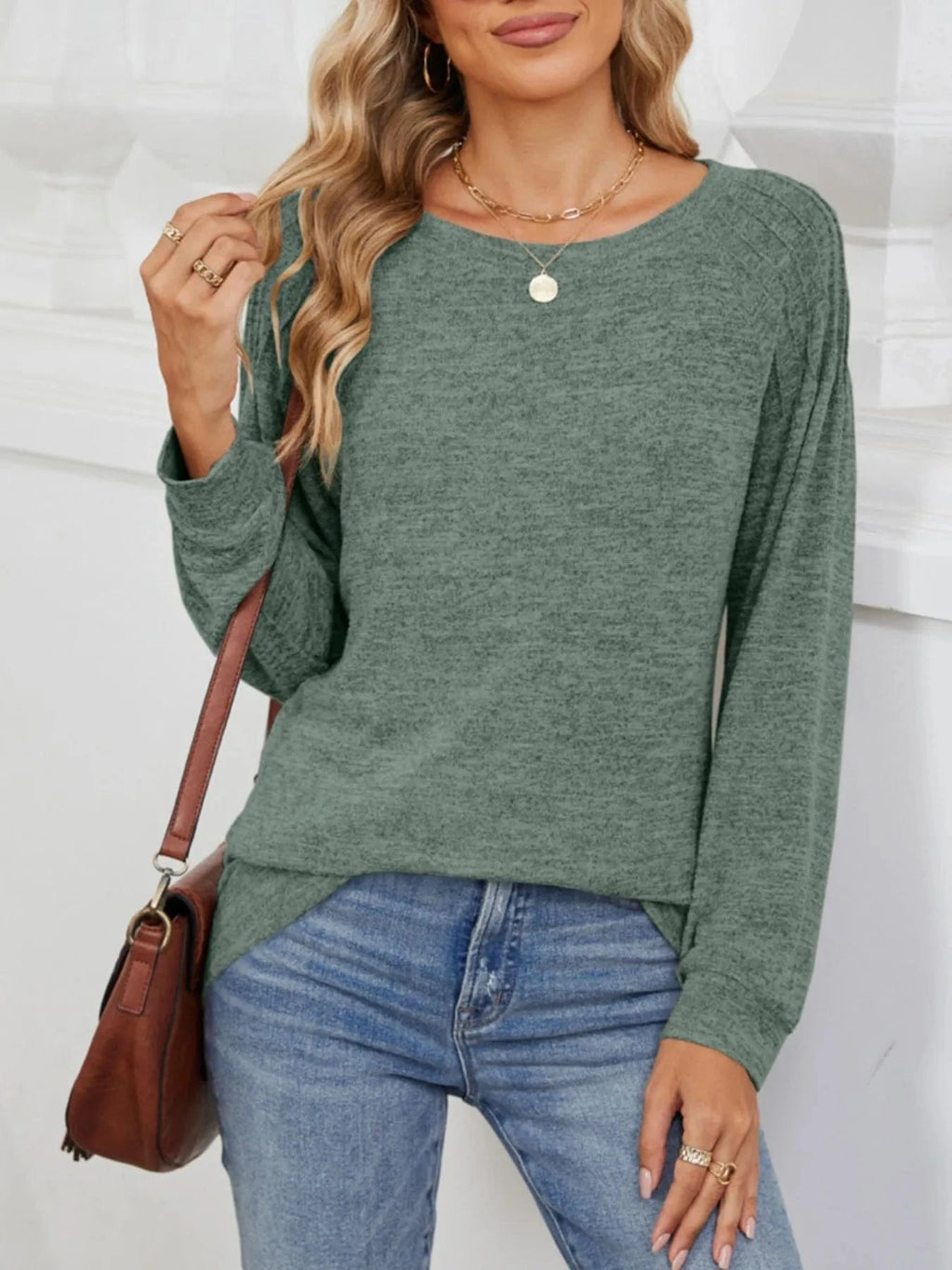 Round Neck Long Sleeve T-Shirt - ShalayeFashion