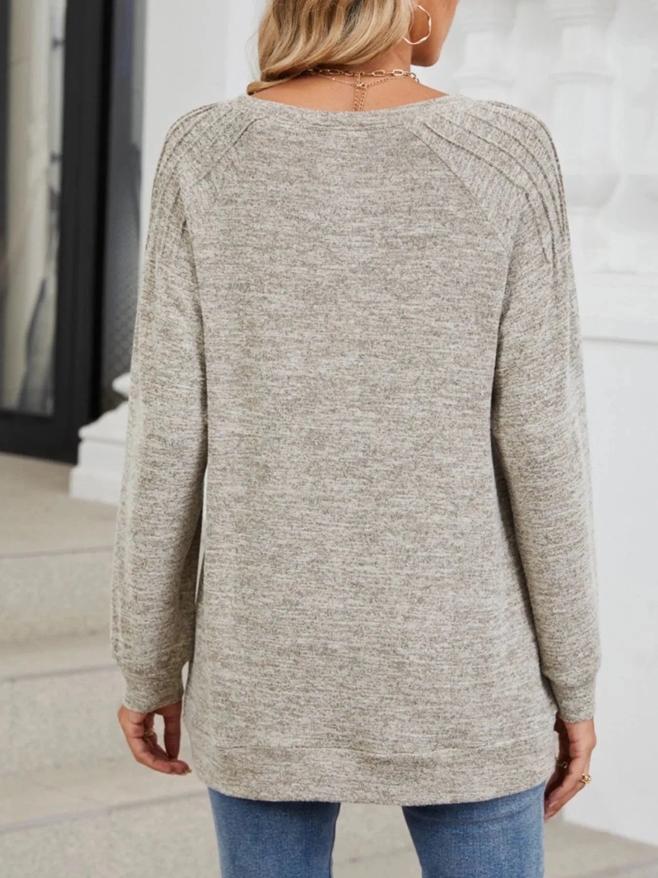 Round Neck Long Sleeve T-Shirt - ShalayeFashion