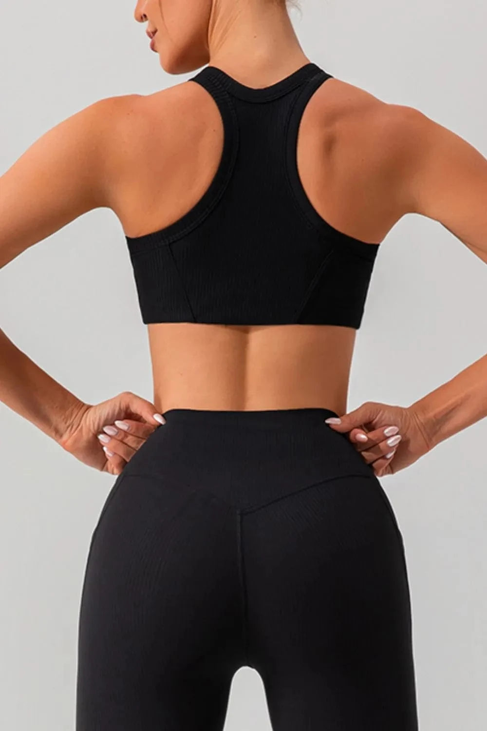 Round Neck Racerback Active Tank - ShalayeFashion