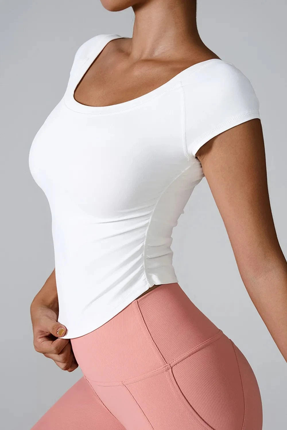 Round Neck Short Sleeve Active T-Shirt - ShalayeFashion