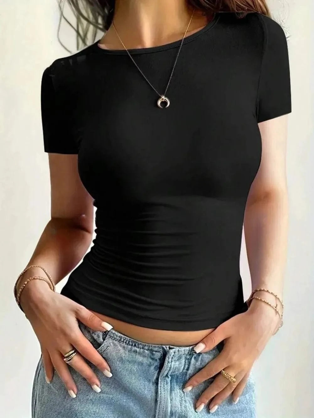 Round Neck Short Sleeve T-Shirt - ShalayeFashion