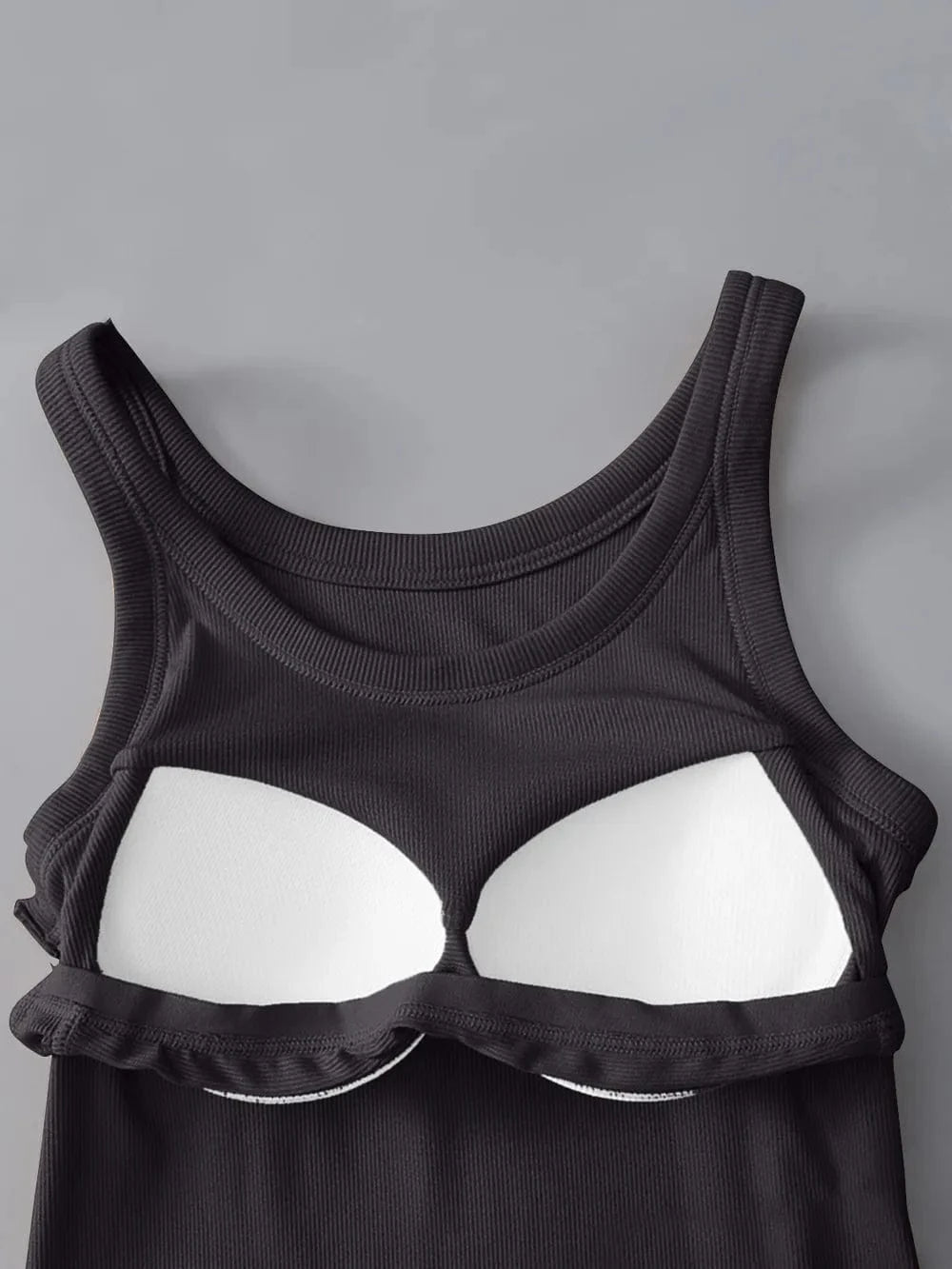 Round Neck Tank with Bra - ShalayeFashion