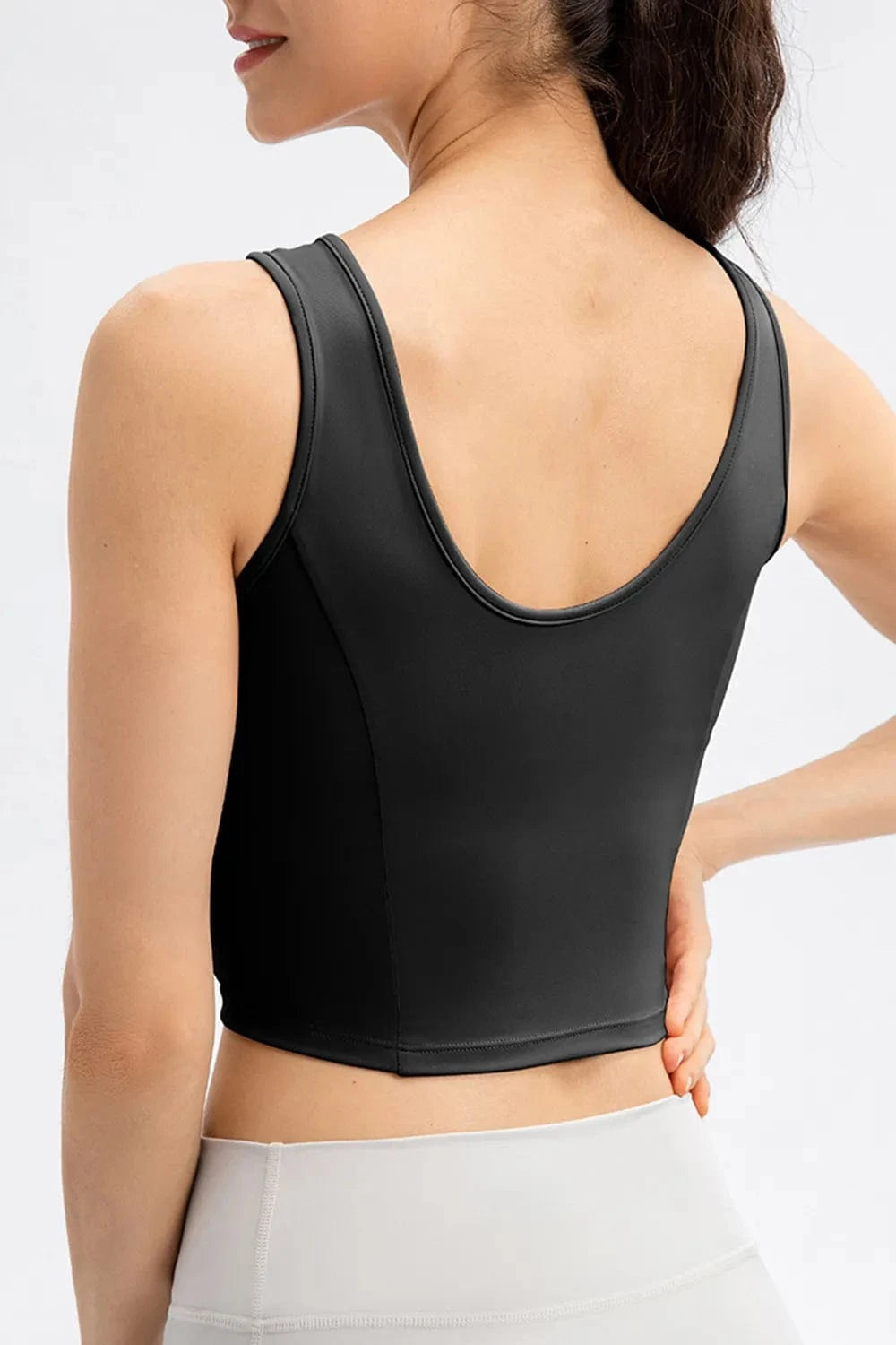 Round Neck Wide Strap Active Tank - ShalayeFashion