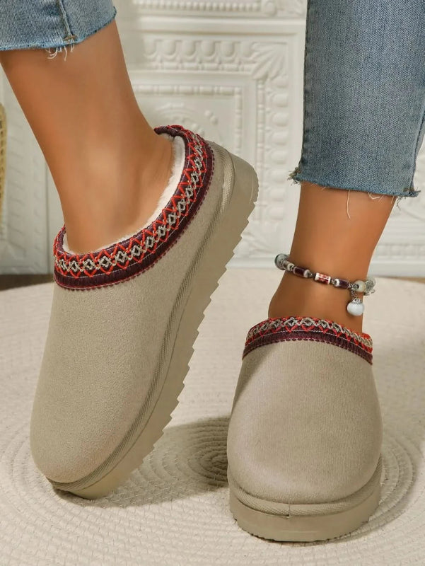 Round Toe Platform Slippers - ShalayeFashion