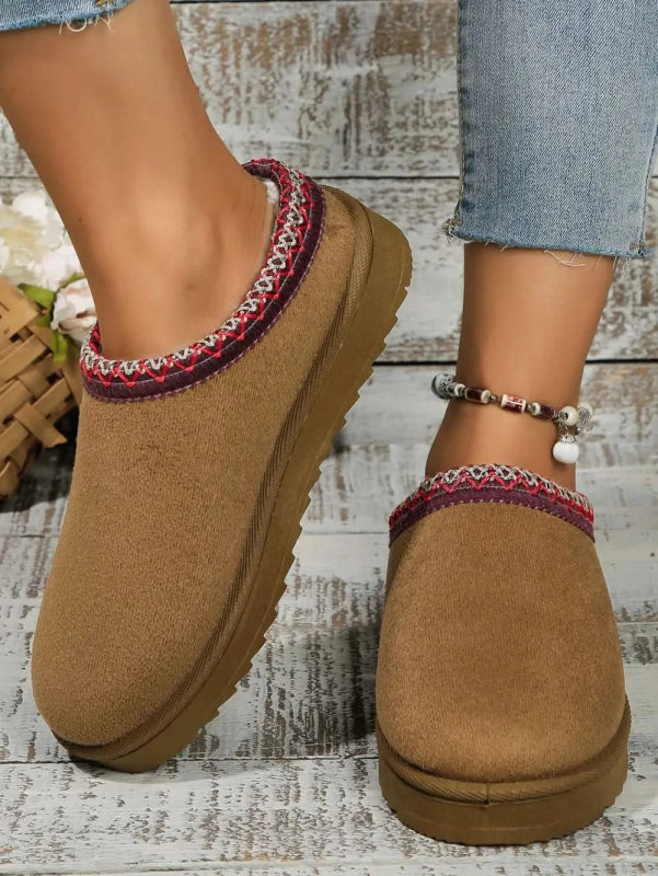 Round Toe Platform Slippers - ShalayeFashion