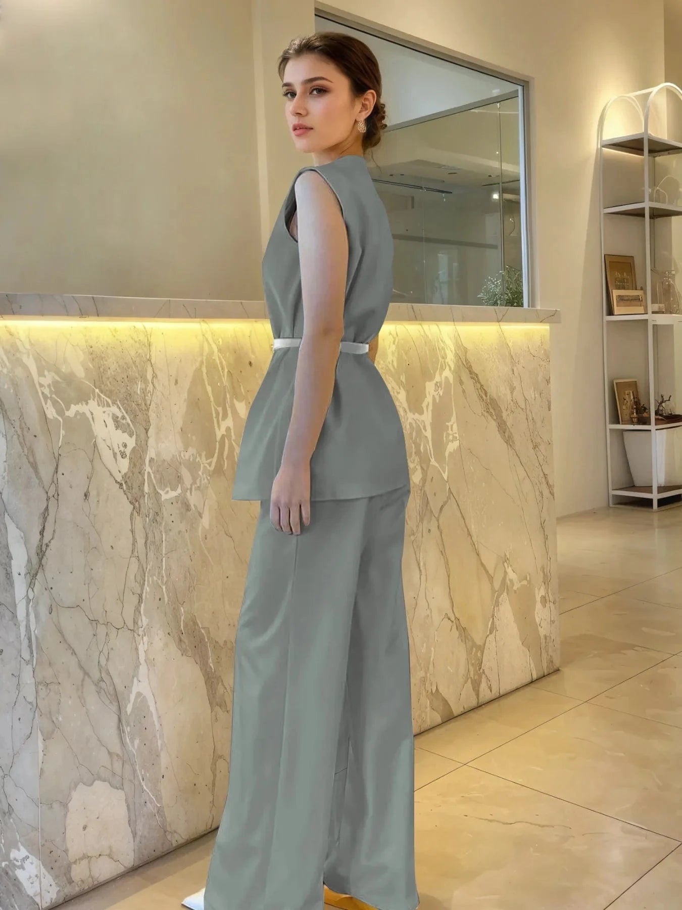 Sleeveless Top and Pants Set - ShalayeFashion